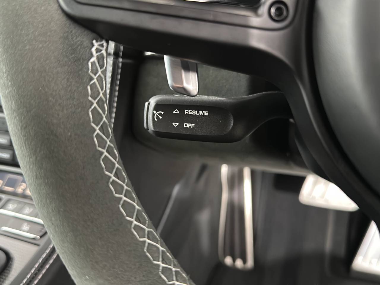 718 (982) CAYMAN GT4 PDK (19) image 17