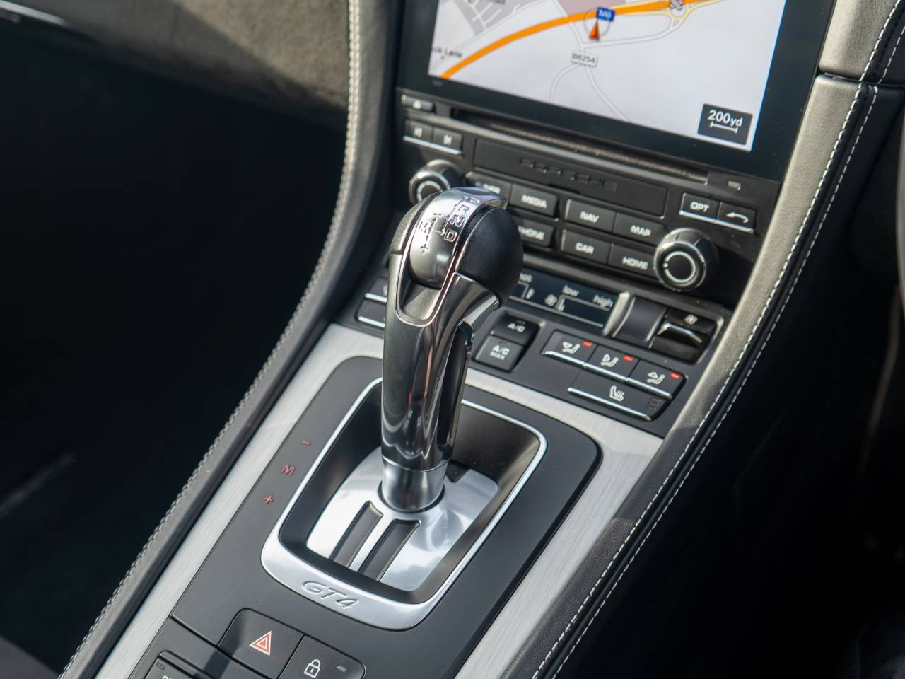 718 (982) CAYMAN GT4 (12) image 31