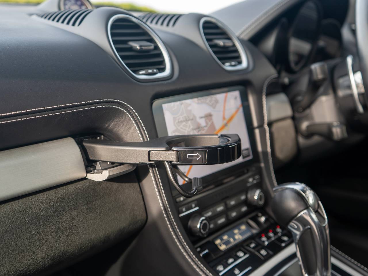 718 (982) CAYMAN GT4 (12) image 37