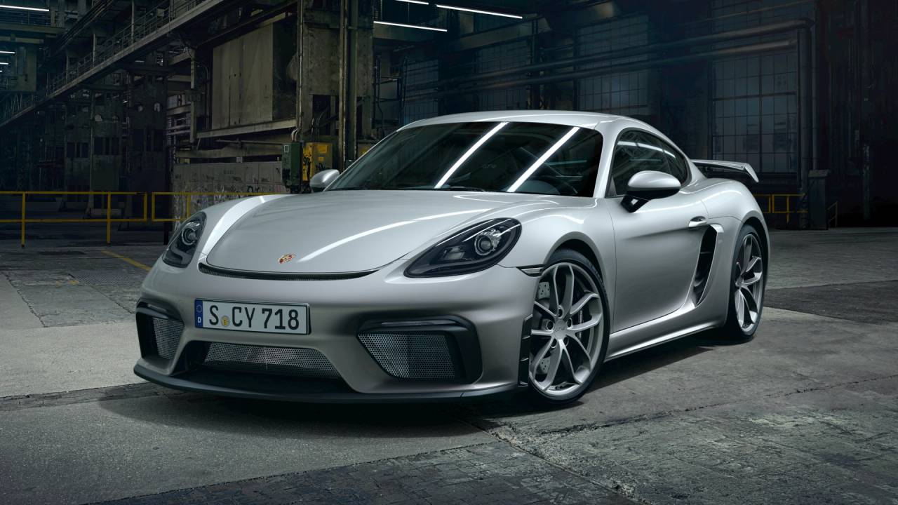 718 (982) CAYMAN GT4