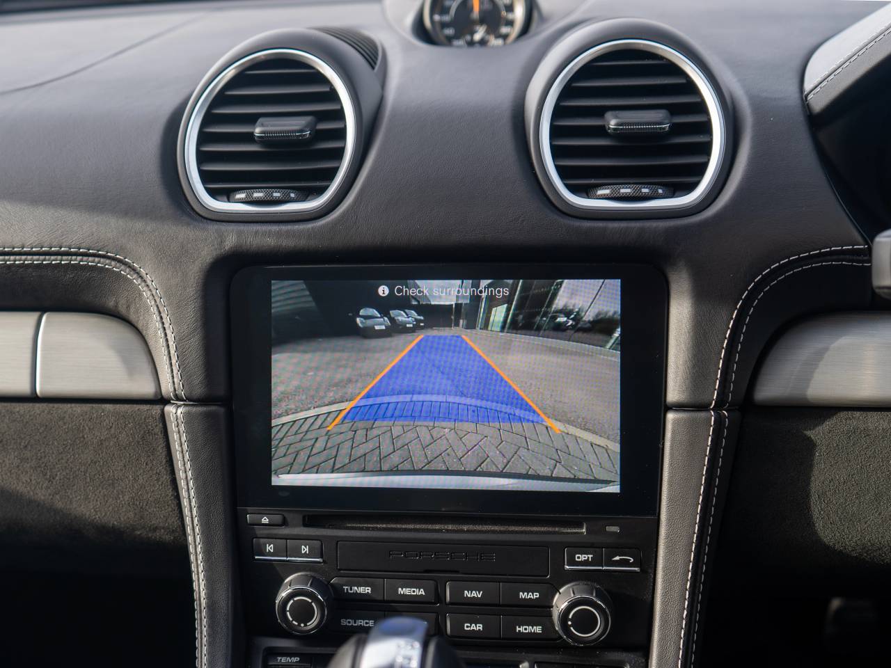 718 (982) CAYMAN GT4 (12) image 27