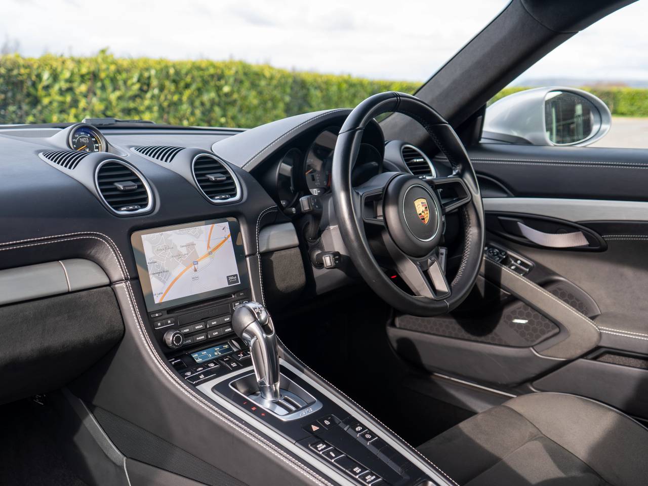 718 (982) CAYMAN GT4 (12) image 03