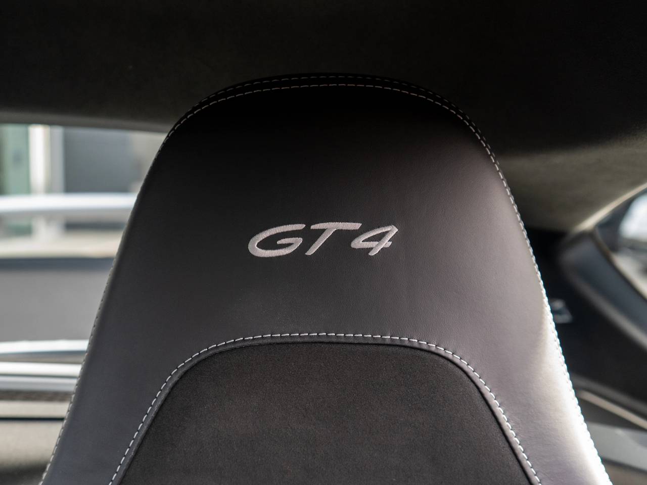 718 (982) CAYMAN GT4 (12) image 23