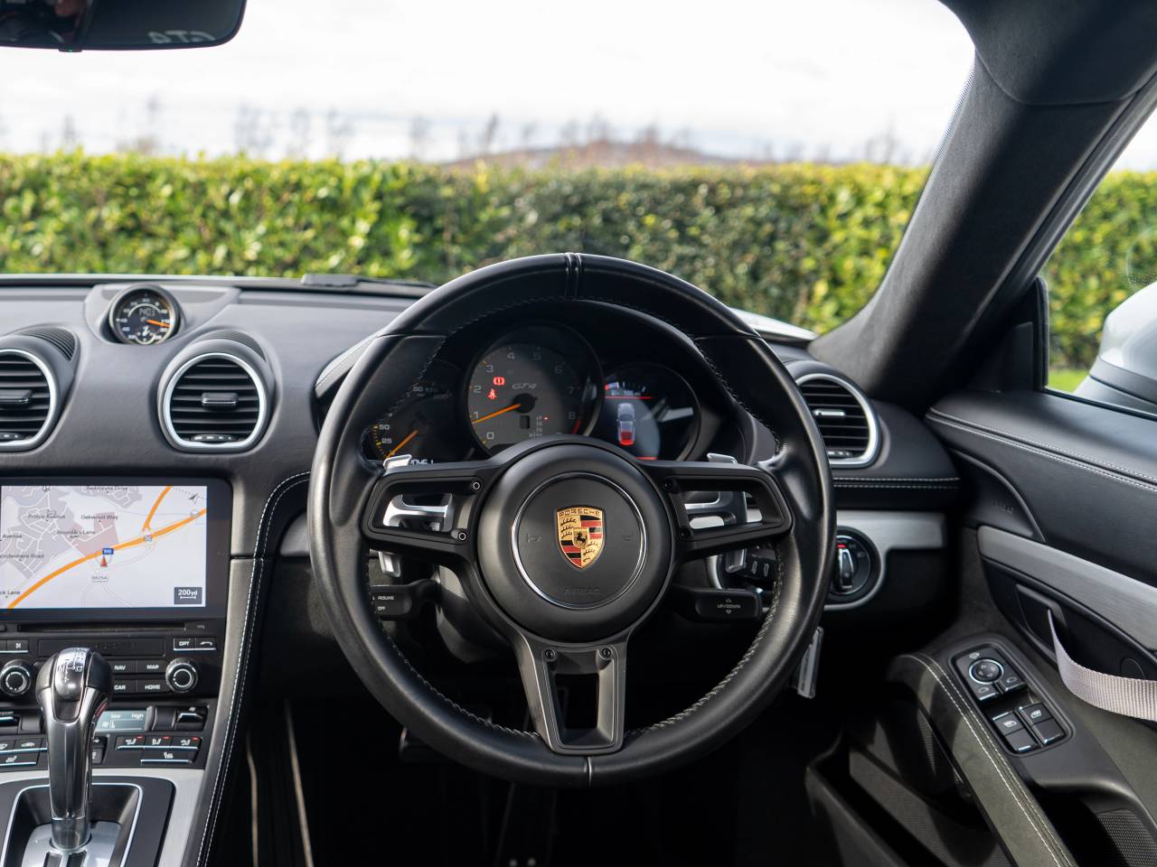 718 (982) CAYMAN GT4 (12) image 24