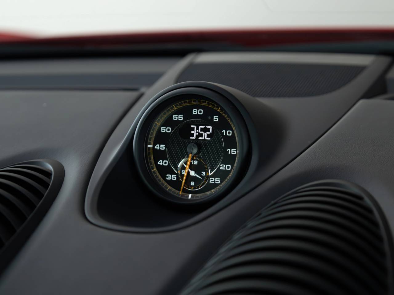 718 (982) CAYMAN GT4 PDK (9) image 17