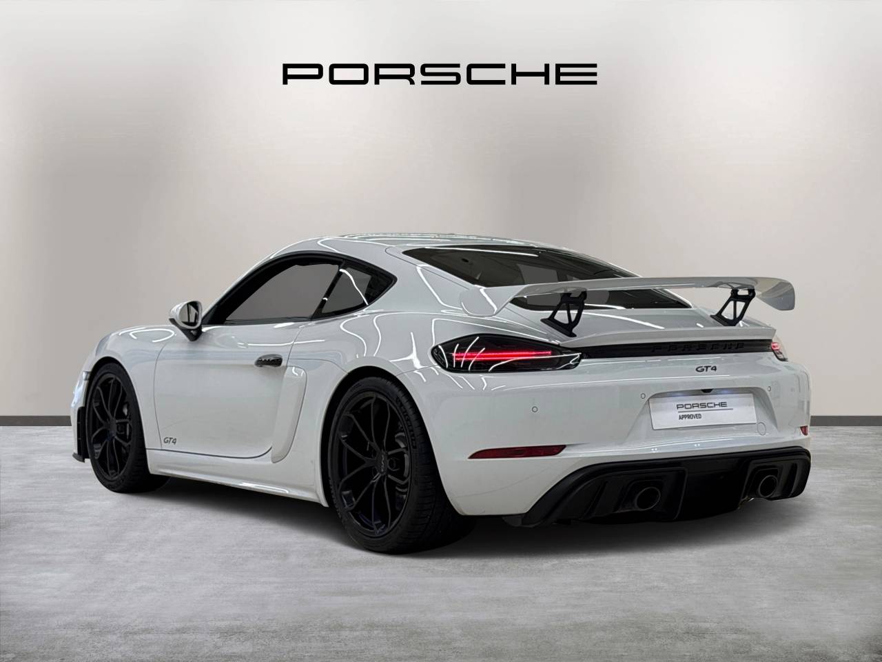 718 (982) CAYMAN GT4 image 07