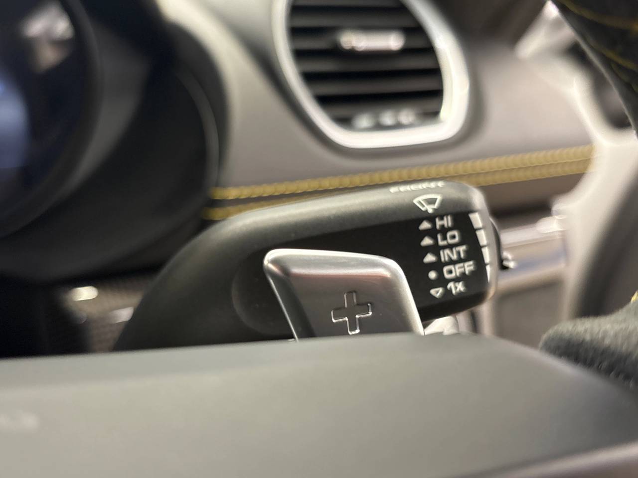 718 (982) CAYMAN GT4 image 38