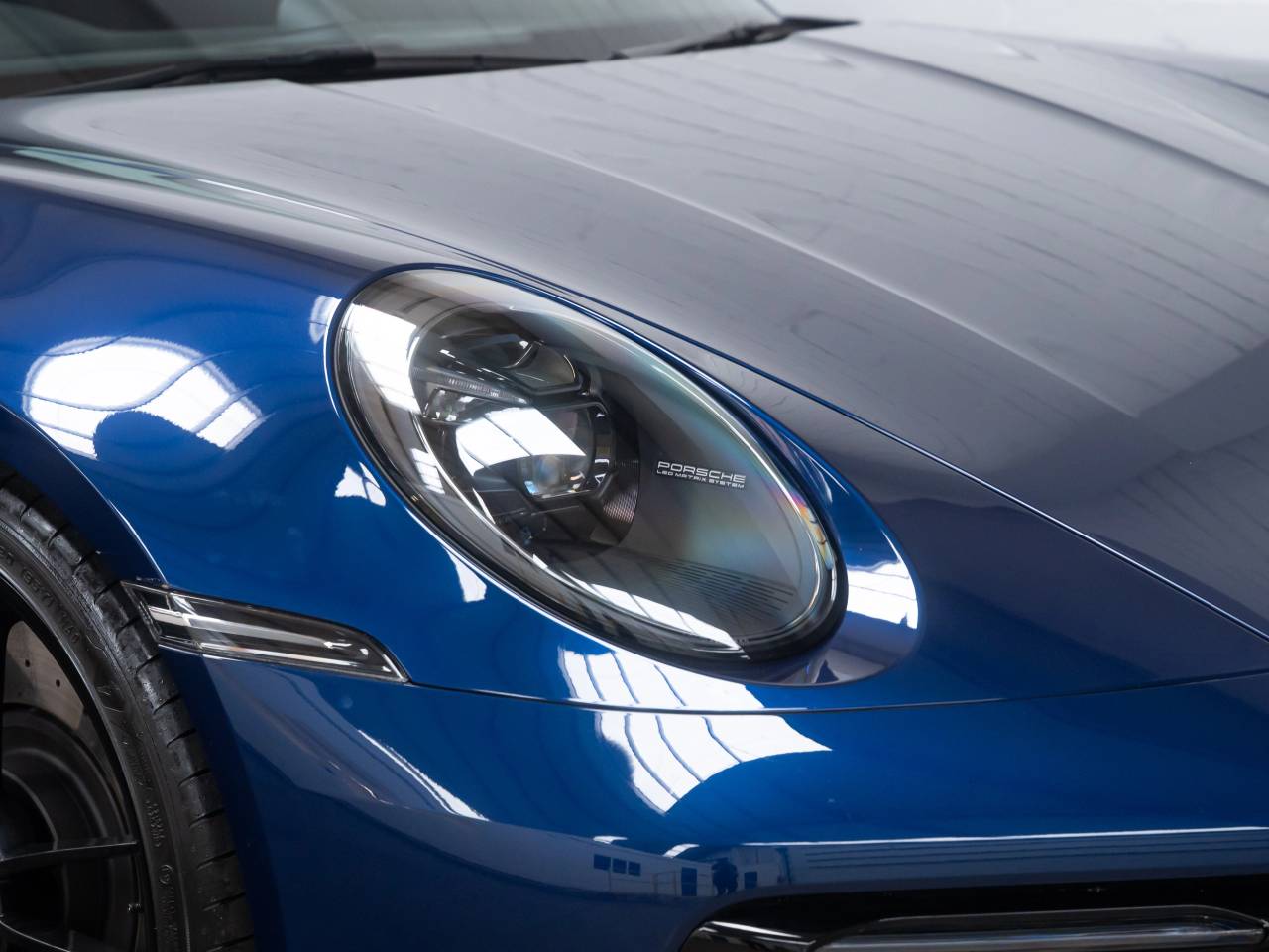 911 (992) CARRERA 4 GTS PDK (1) image 11