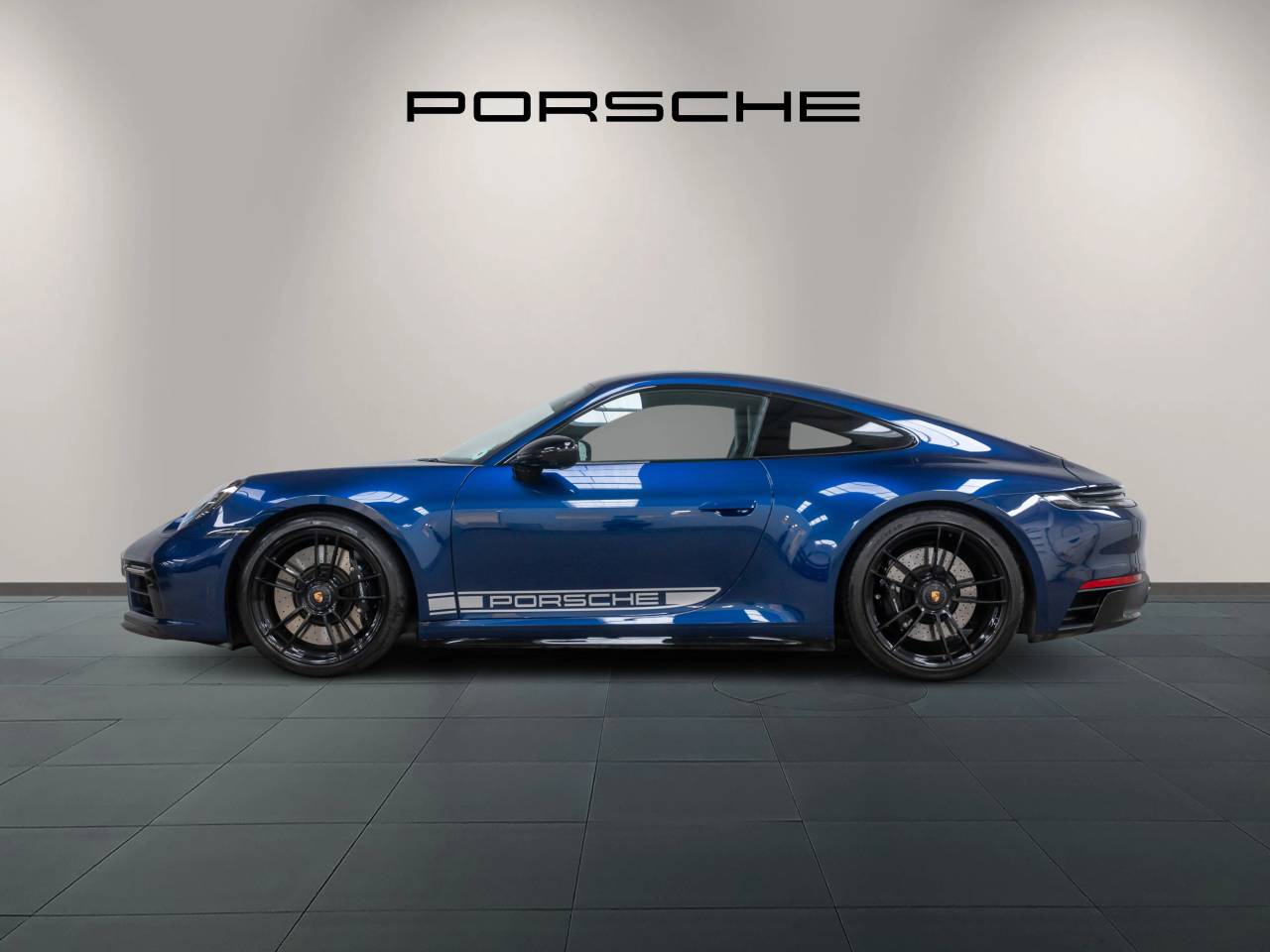 911 (992) CARRERA 4 GTS PDK (1) image 09