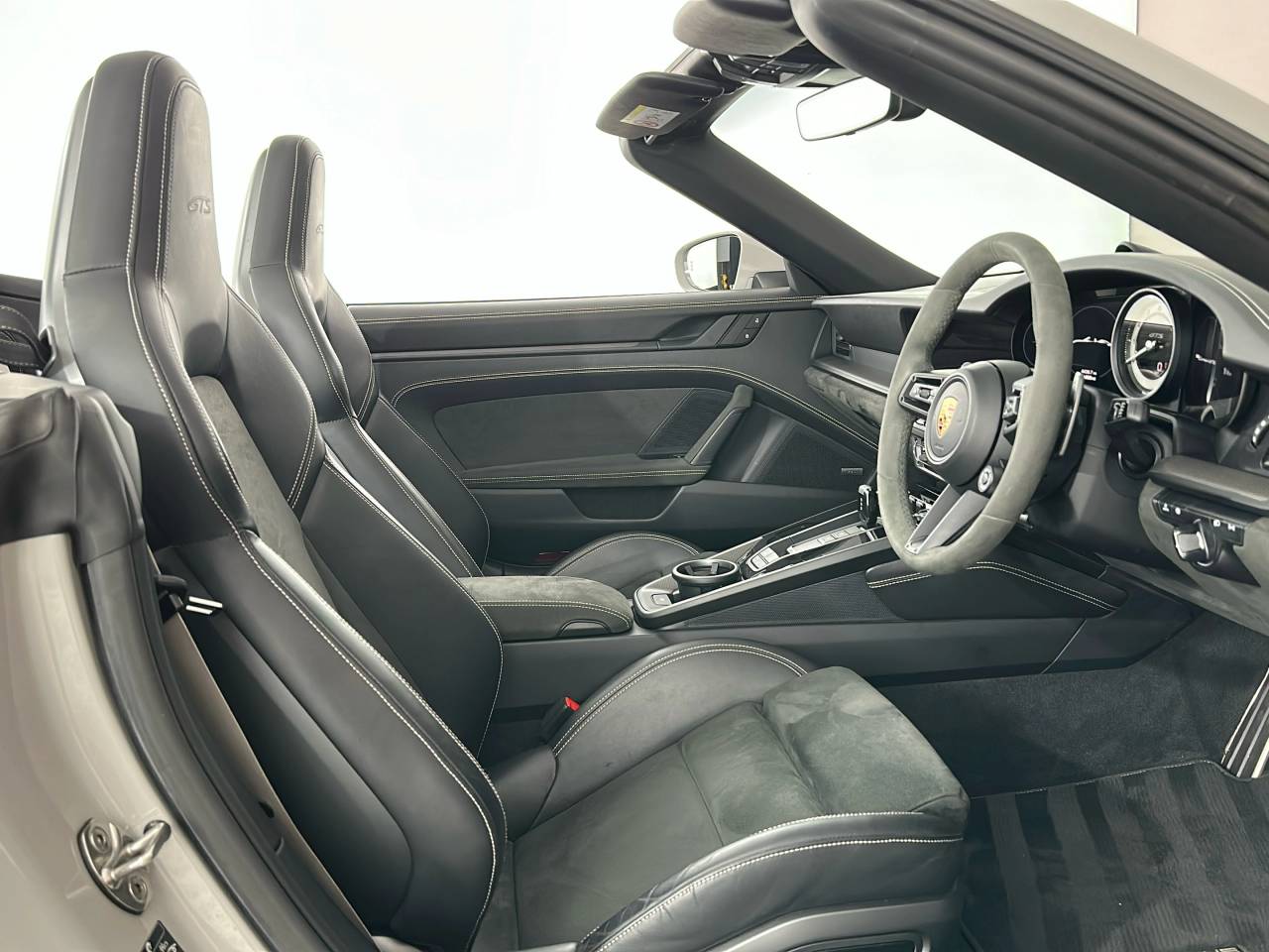 911 (992) CARRERA 4 GTS PDK (21) image 16