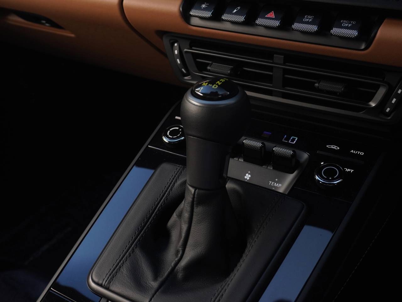 911 (992) GT3 TOURING PDK (6) image 31