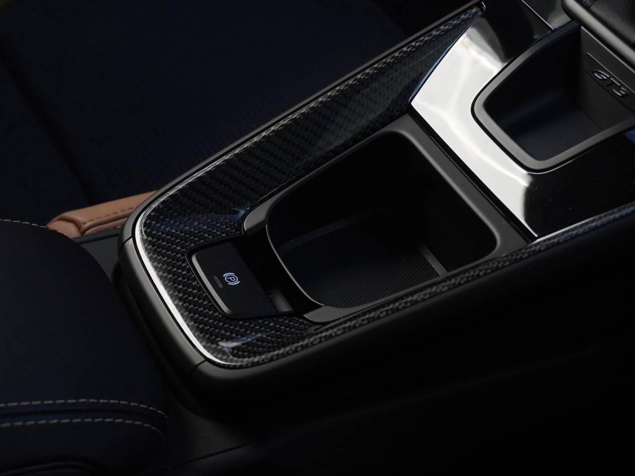 911 (992) GT3 TOURING PDK (6) image 40