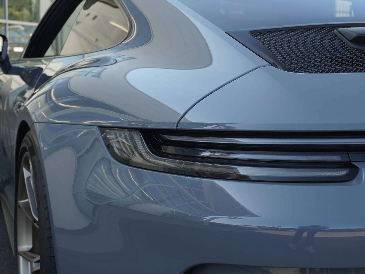 911 (992) GT3 TOURING PDK (6) image 16