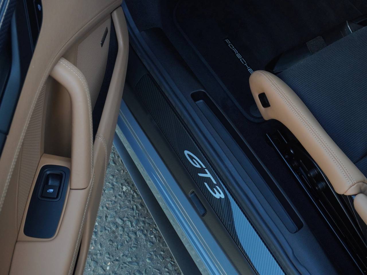 911 (992) GT3 TOURING PDK (6) image 47