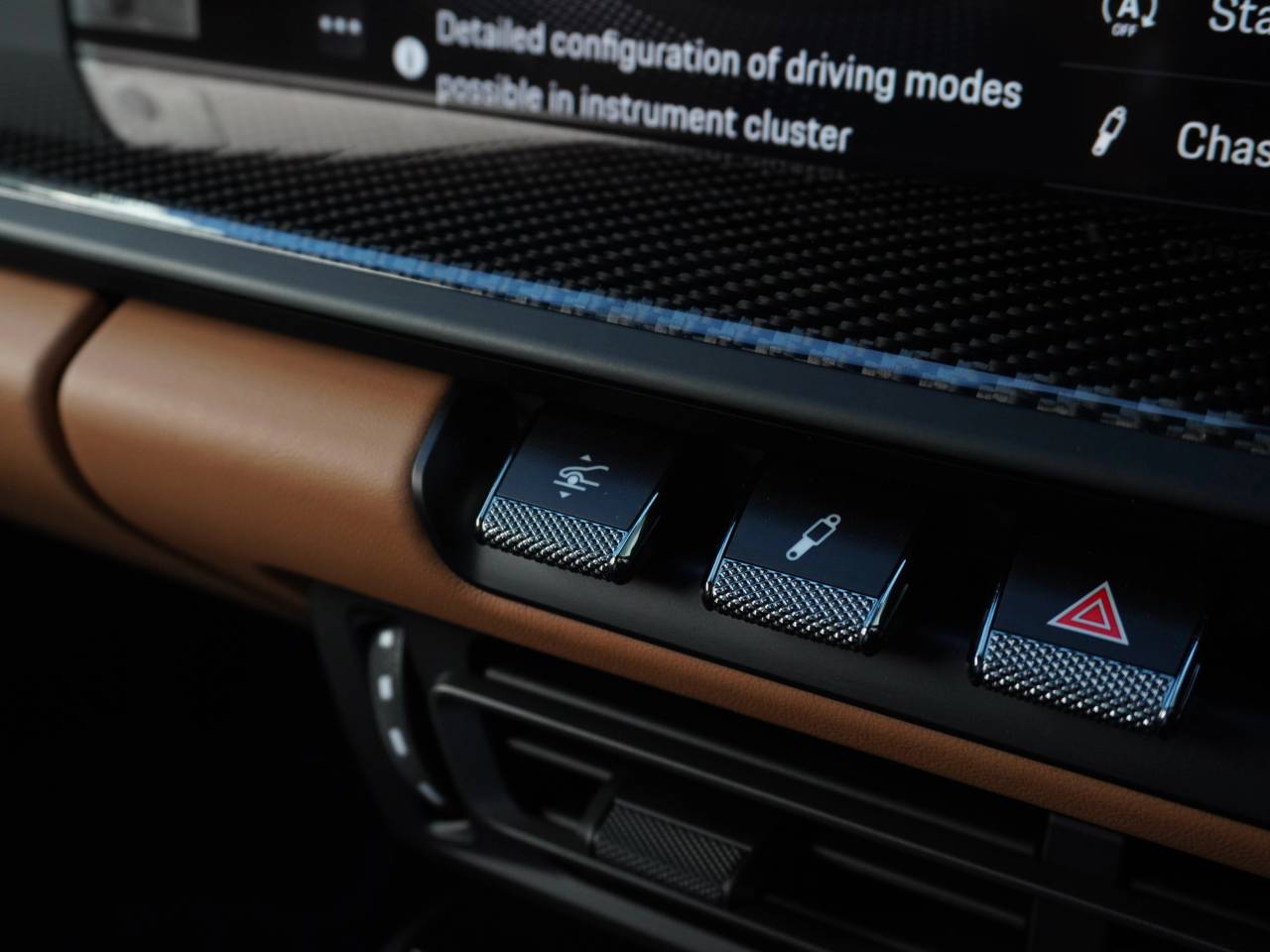 911 (992) GT3 TOURING PDK (6) image 32