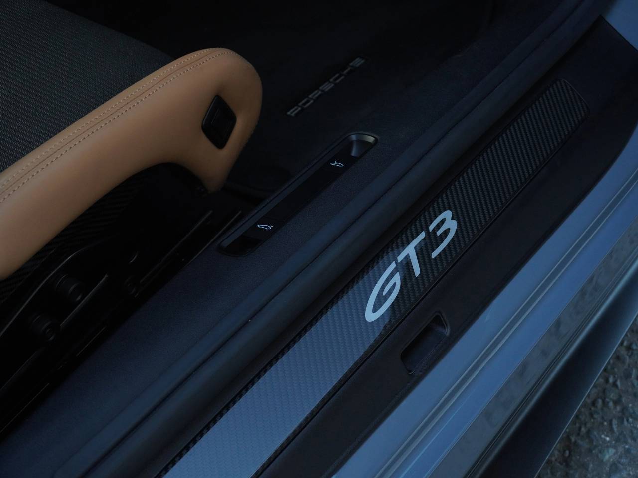 911 (992) GT3 TOURING PDK (6) image 53
