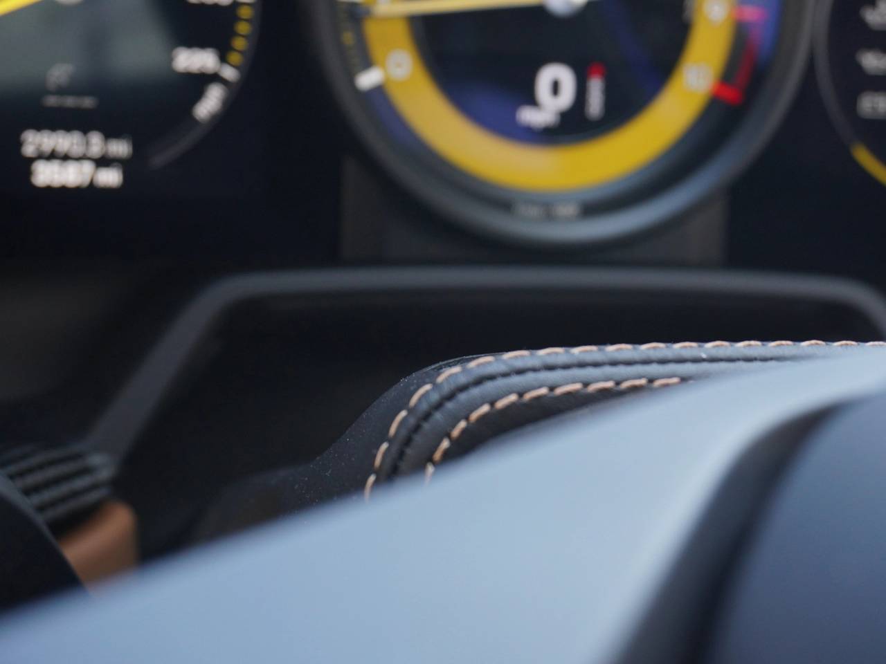 911 (992) GT3 TOURING PDK (6) image 42