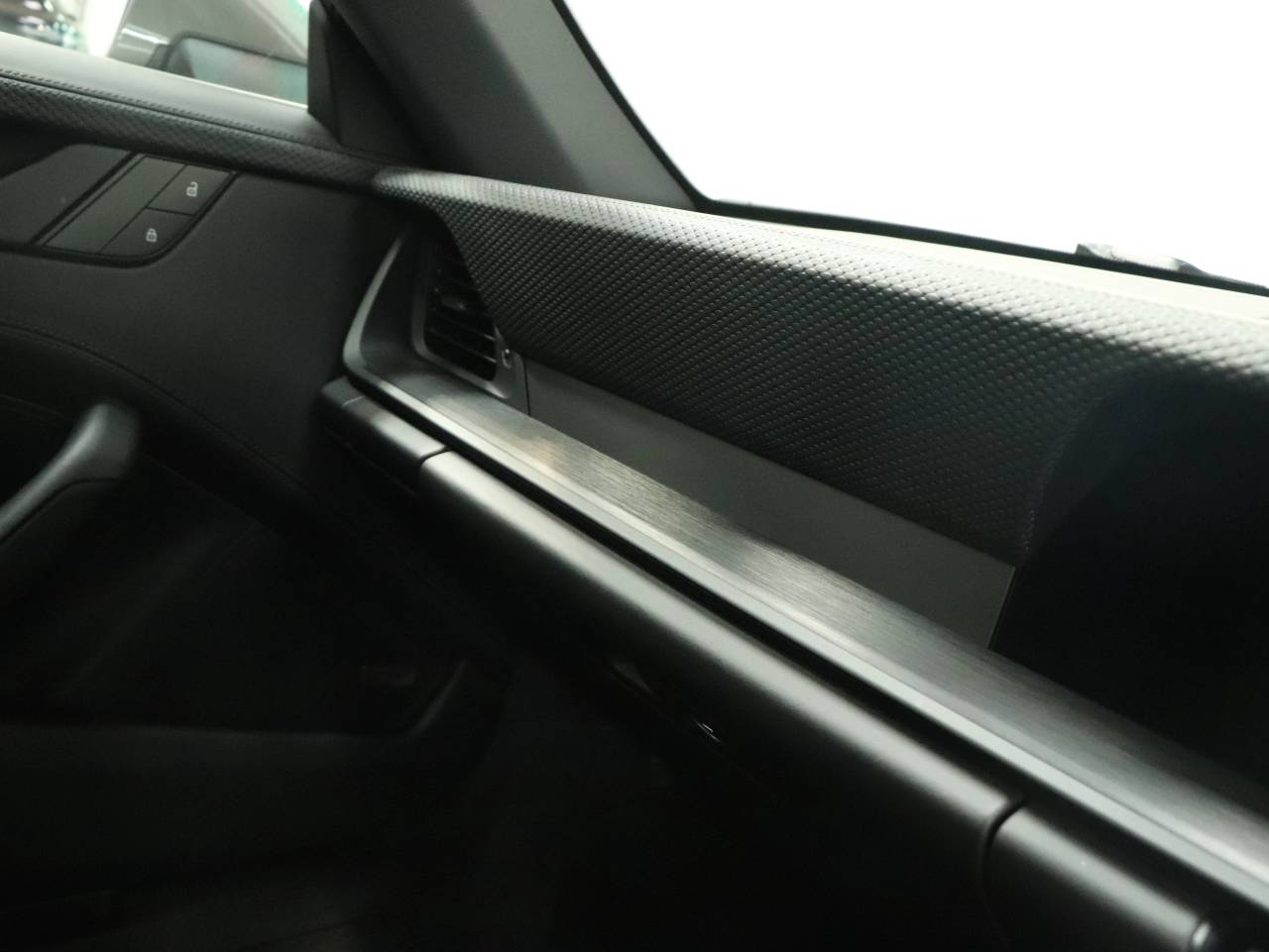 911 (992) GT3 TOURING PDK (6) image 34