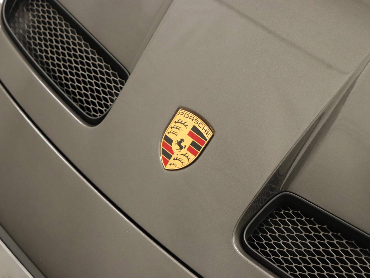 911 (992) GT3 TOURING PDK (6) image 08