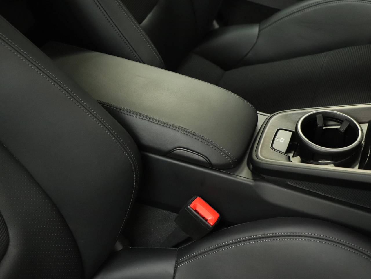 911 (992) GT3 TOURING PDK (6) image 27