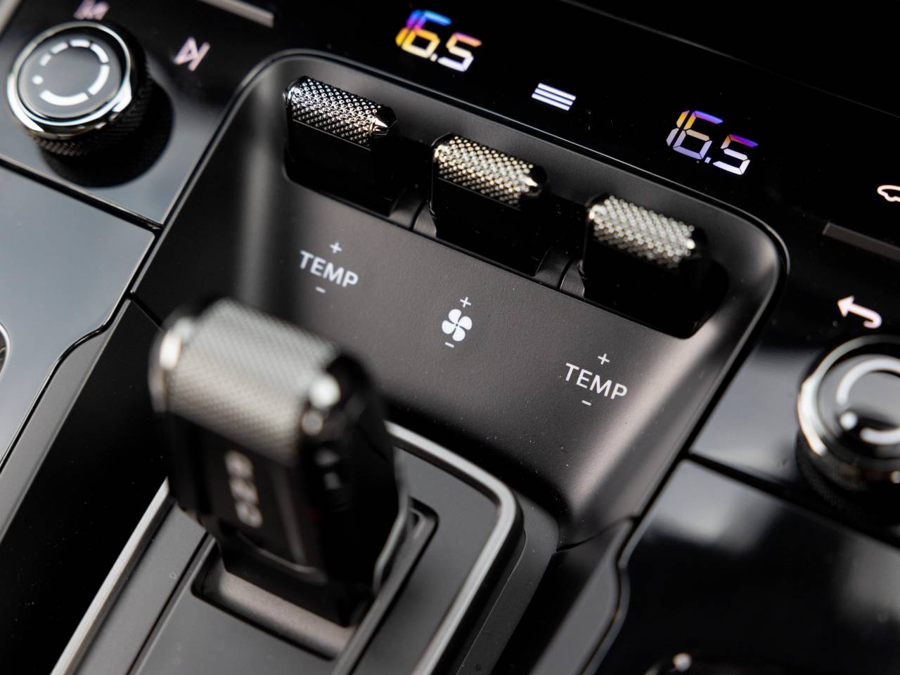 911 (992) CARRERA PDK (16) image 57