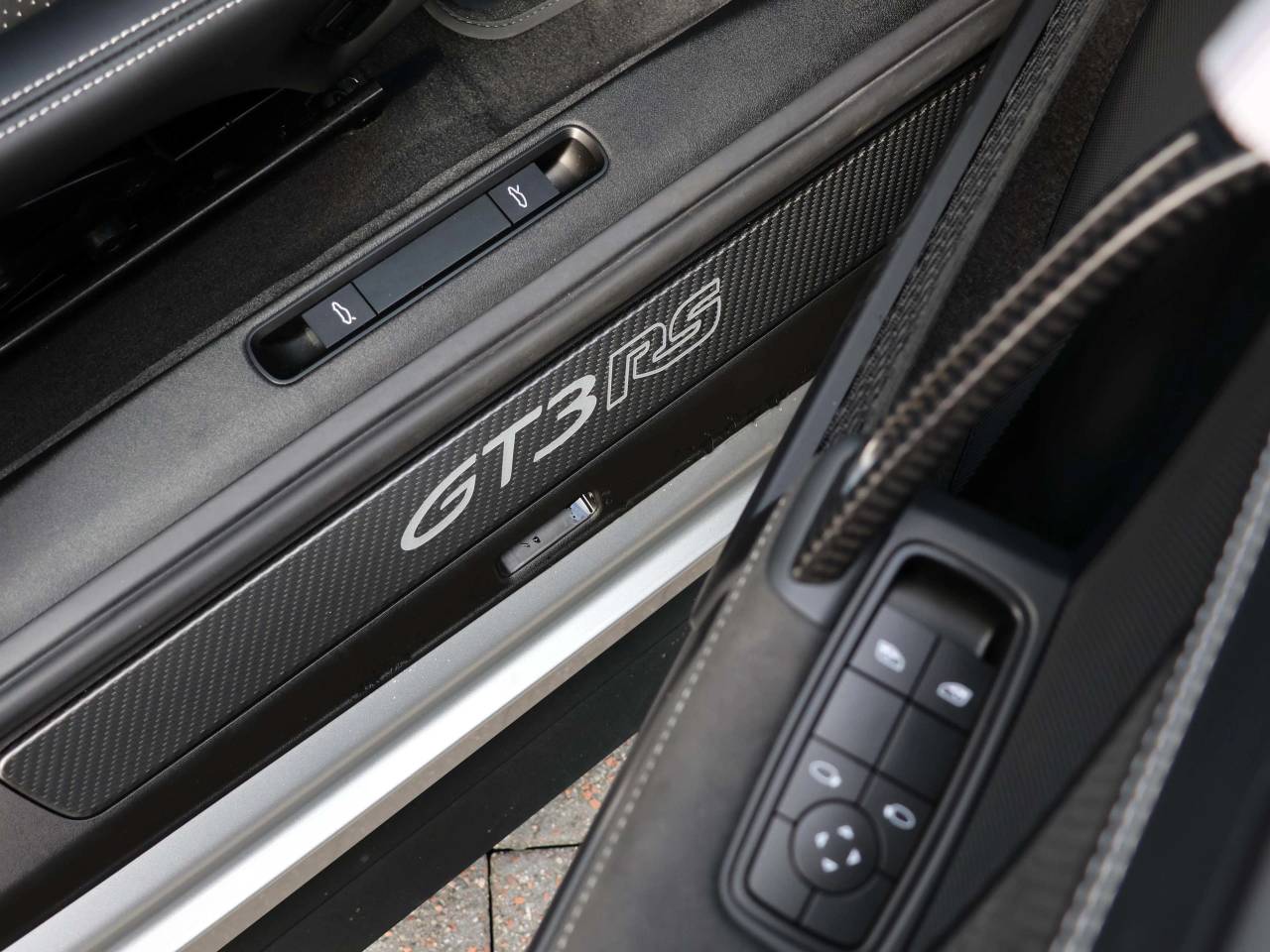 911 (992) GT3 RS PDK (14) image 30