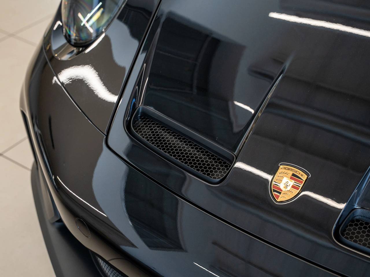 911 (992) GT3 TOURING image 11