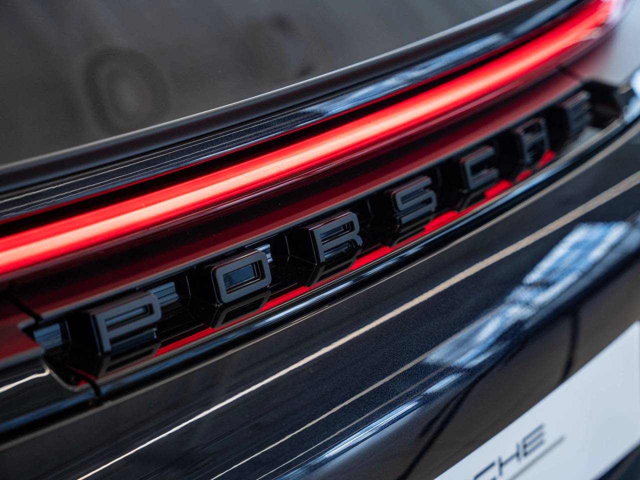 911 (992) GT3 TOURING image 20