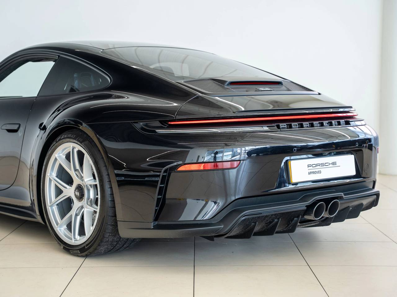 911 (992) GT3 TOURING image 48