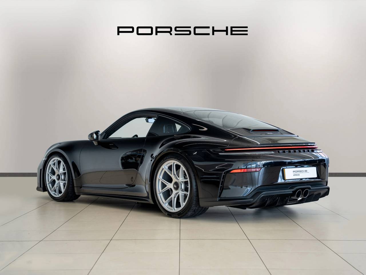 911 (992) GT3 TOURING image 03