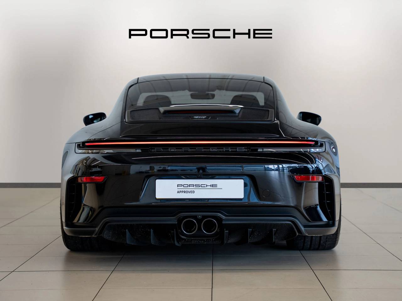 911 (992) GT3 TOURING image 18