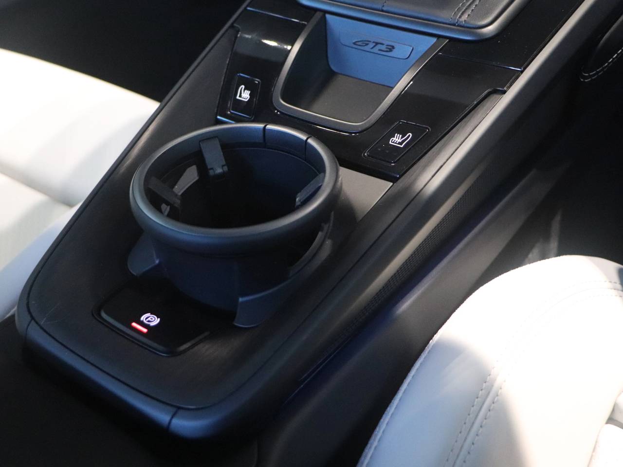 911 (992) GT3 TOURING (3) image 28