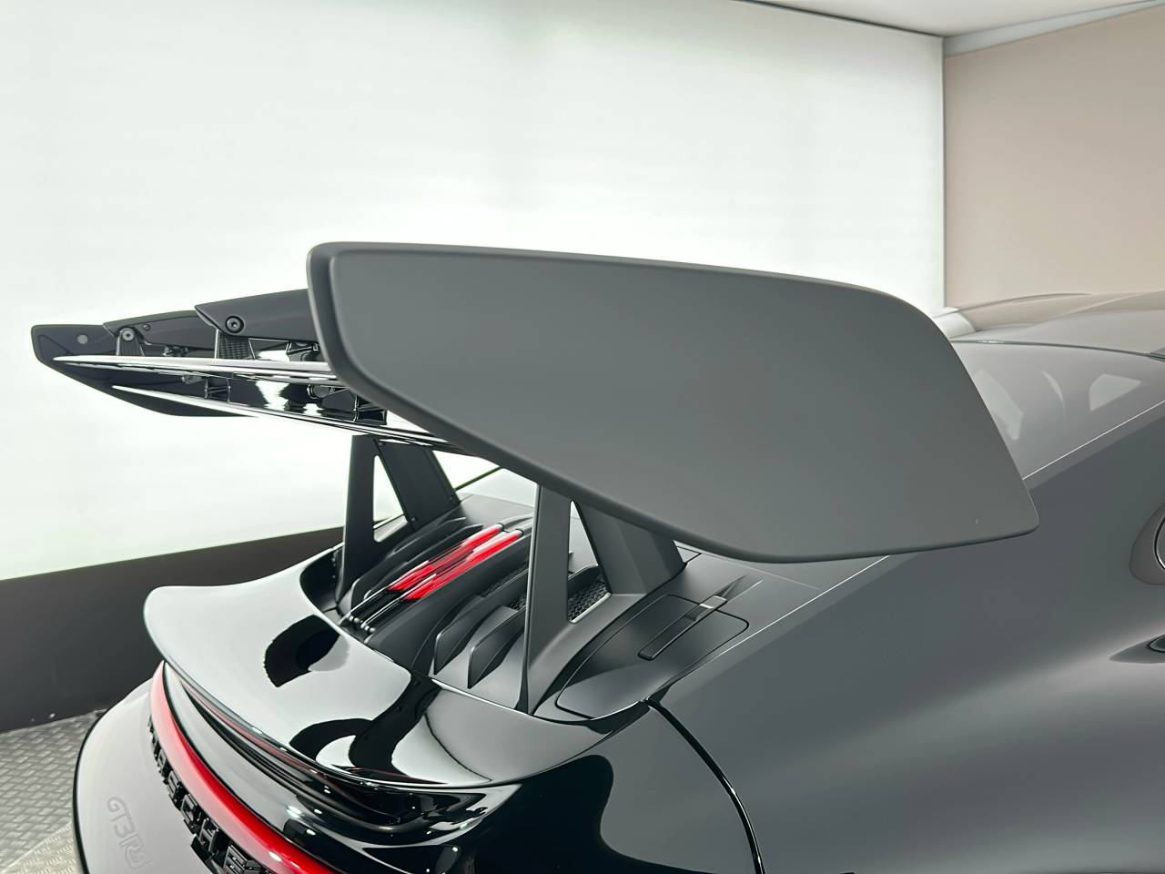 911 (992) GT3 RS PDK (13) image 35