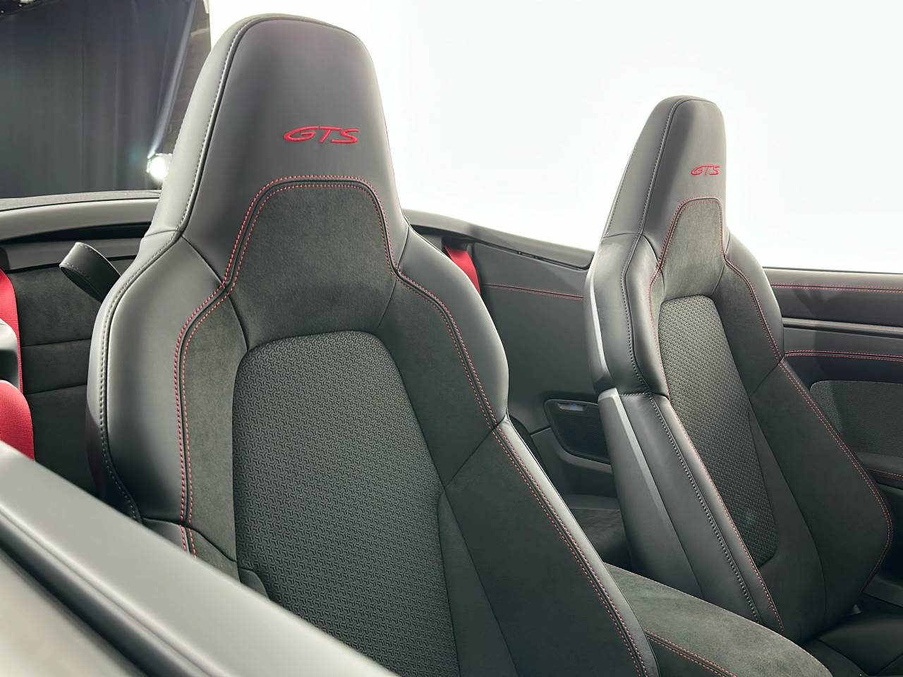 911 (992) CARRERA GTS PDK (29) image 13