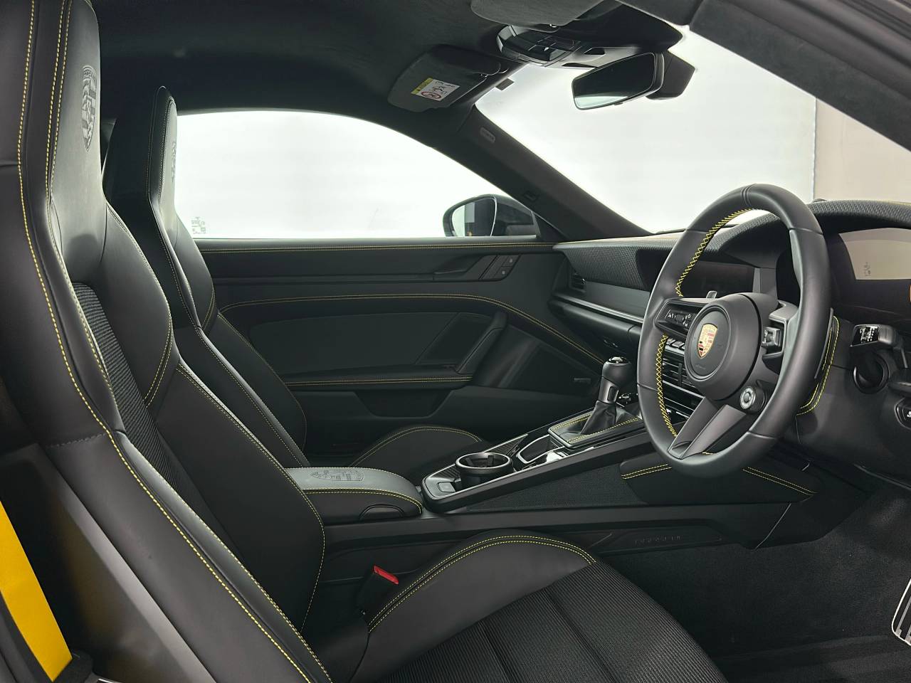 911 (992) GT3 TOURING PDK (13) image 29