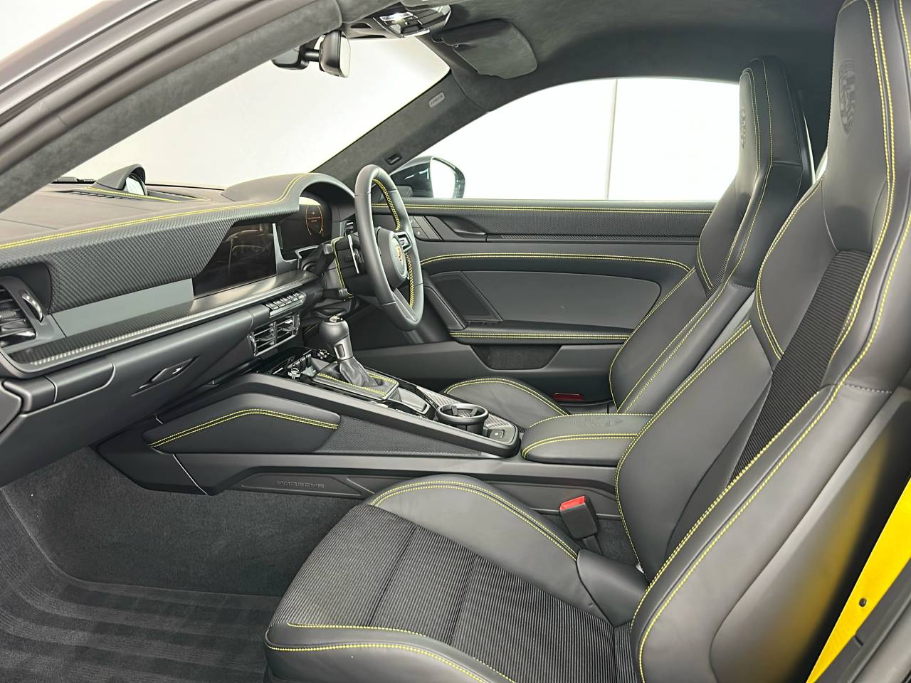 911 (992) GT3 TOURING PDK (13) image 14