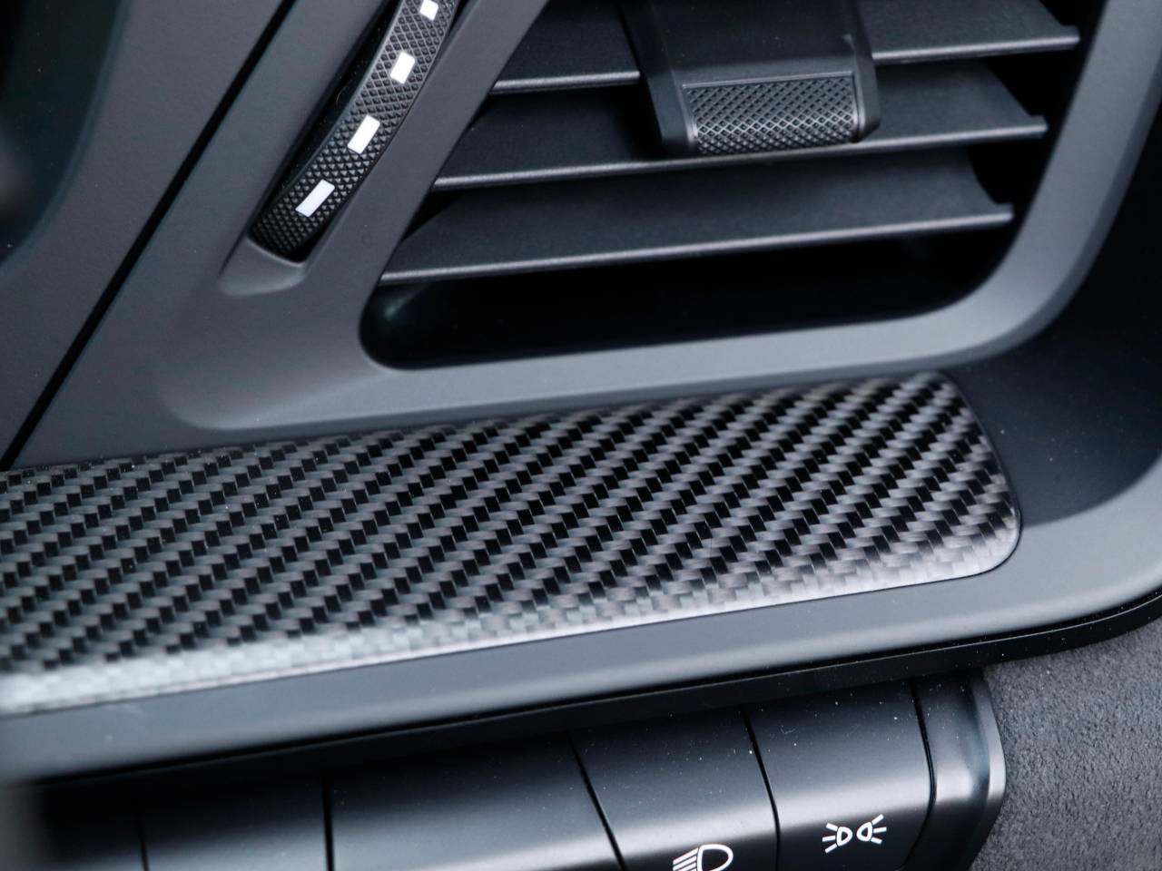 911 (992) GT3 PDK (10) image 24