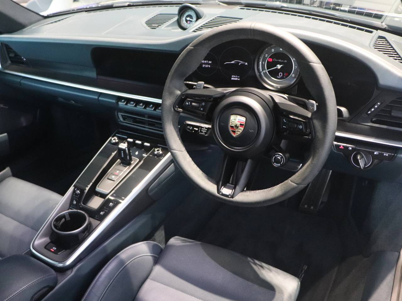 911 (992) TURBO S PDK (29) image 04