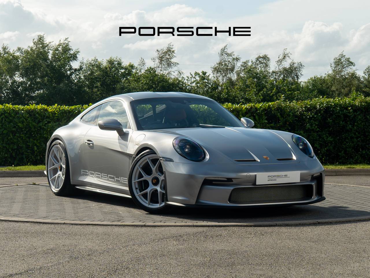 911 (992) S/T