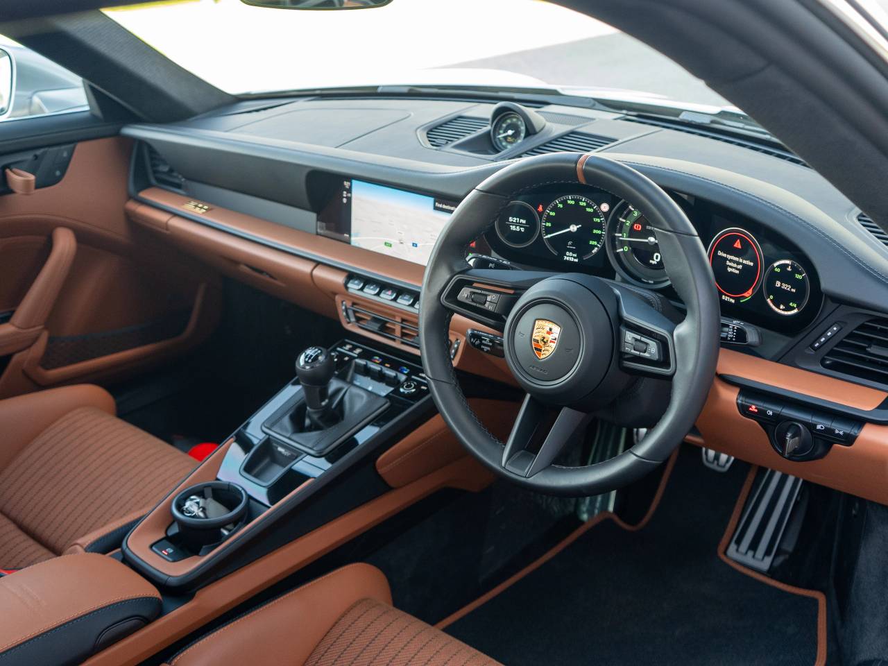 911 (992) S/T image 04
