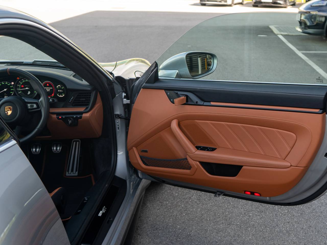 911 (992) S/T image 36