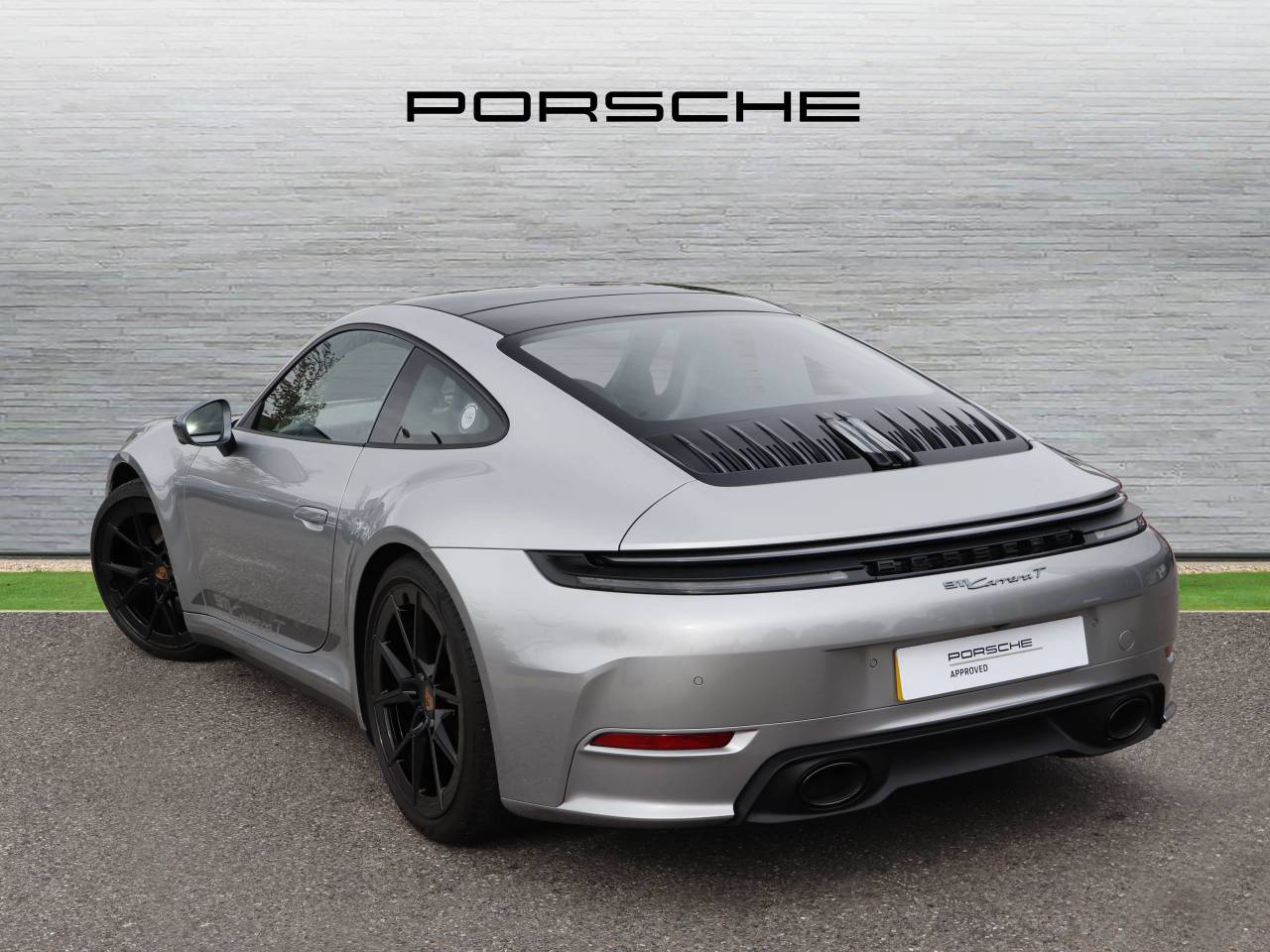 911 (992) CARRERA T (1) image 03