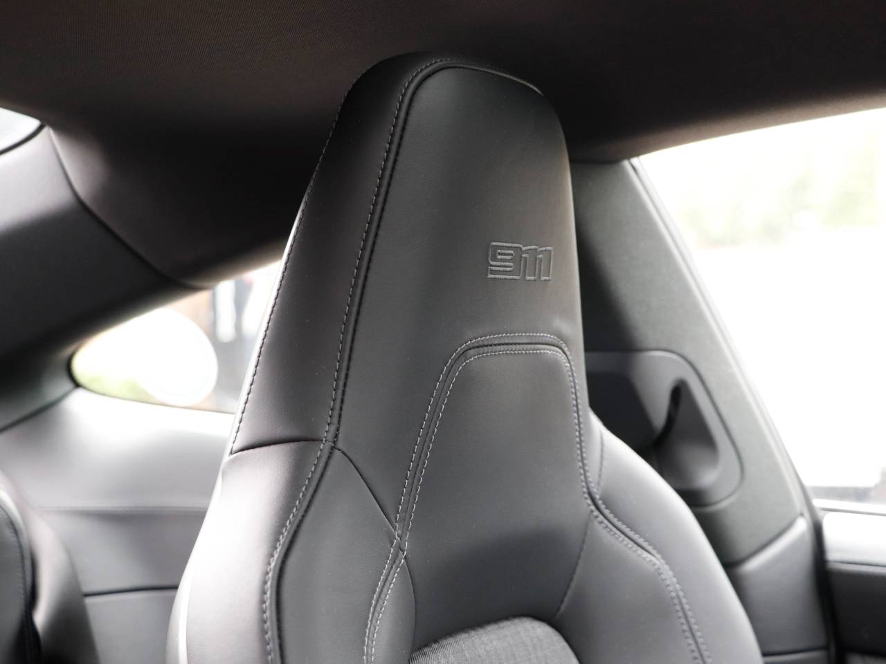 911 (992) CARRERA T (1) image 27