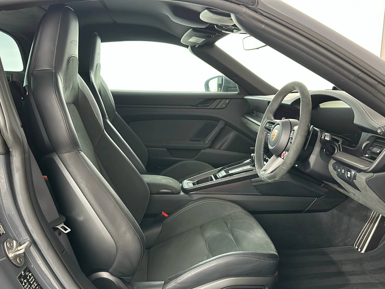 911 (992) TARGA 4 GTS PDK (39) image 22