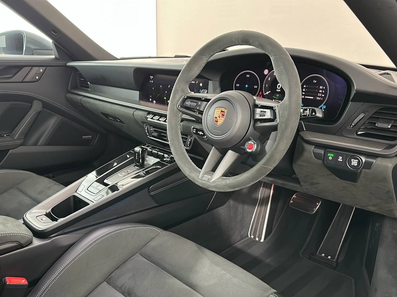 911 (992) TARGA 4 GTS PDK (39) image 04