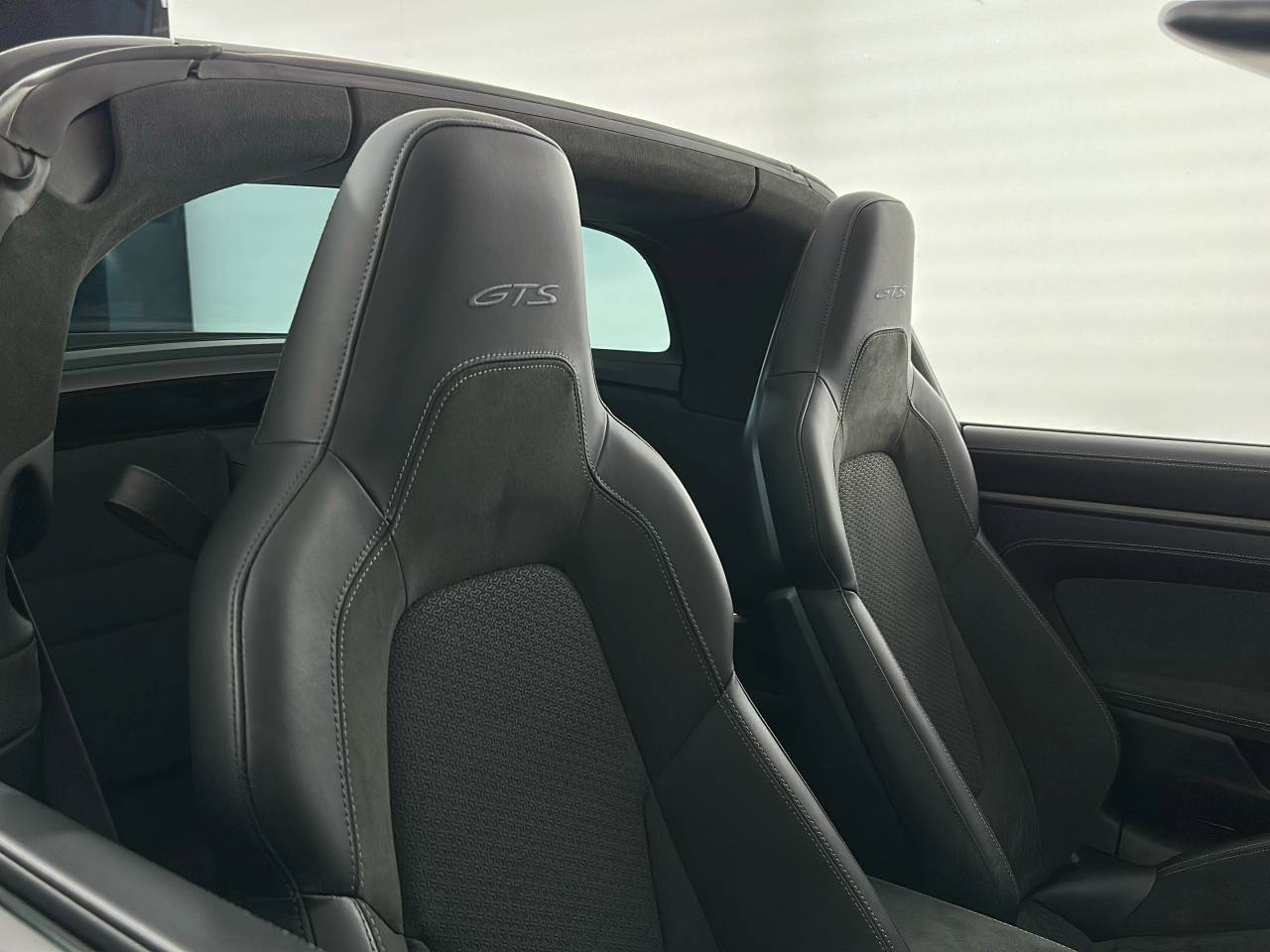 911 (992) TARGA 4 GTS PDK (39) image 15