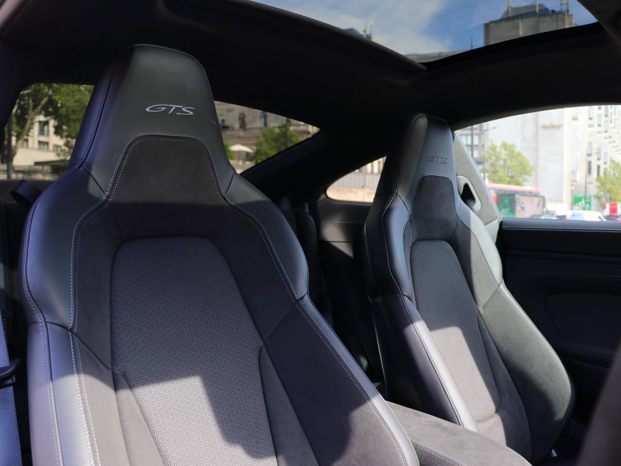 911 (992) CARRERA 4 GTS PDK (19) image 05