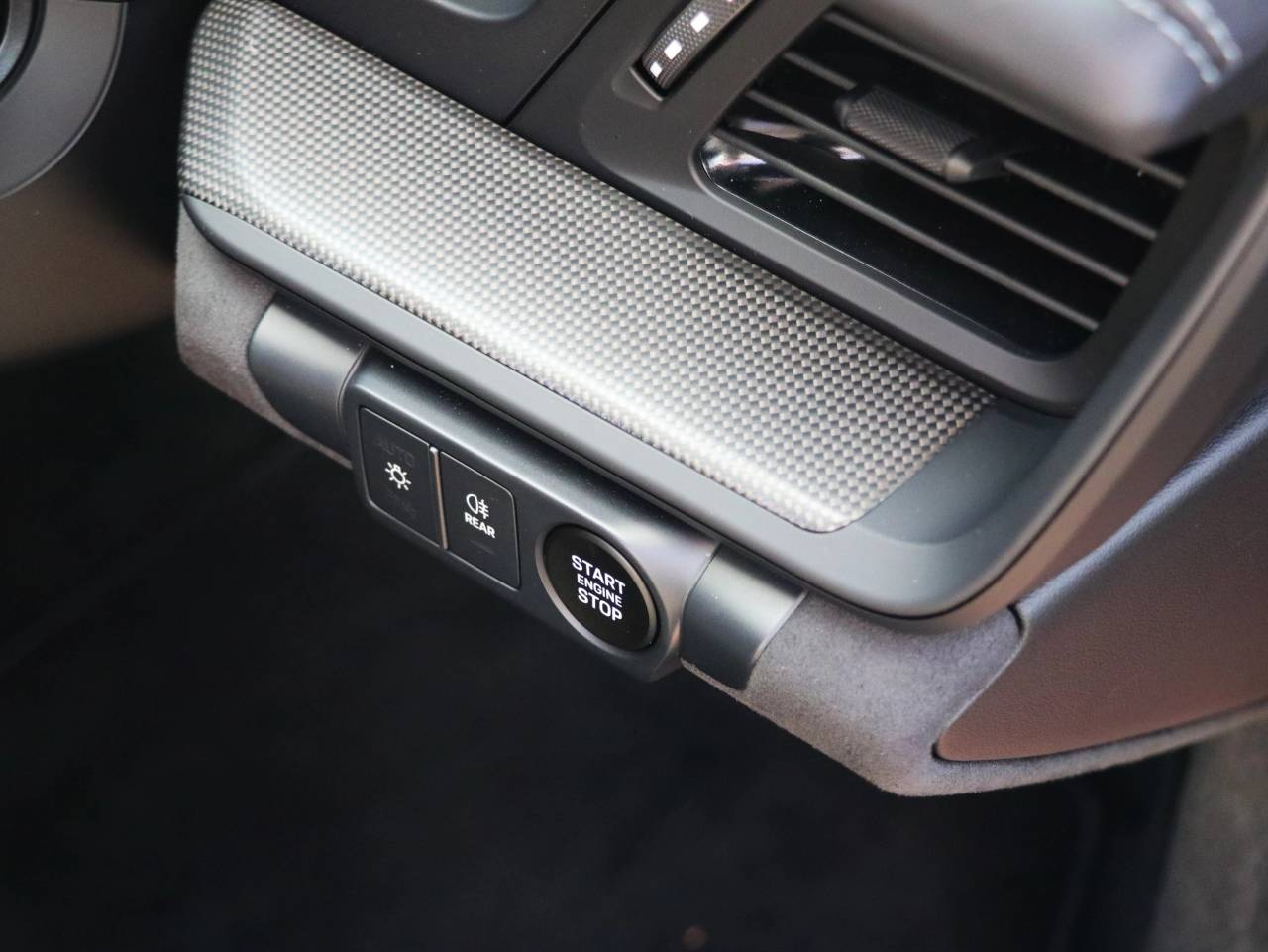 911 (992) CARRERA 4 GTS PDK (19) image 30