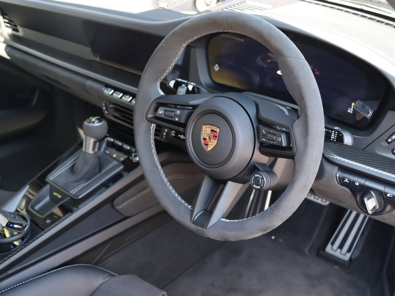 911 (992) GT3 PDK (8) image 15