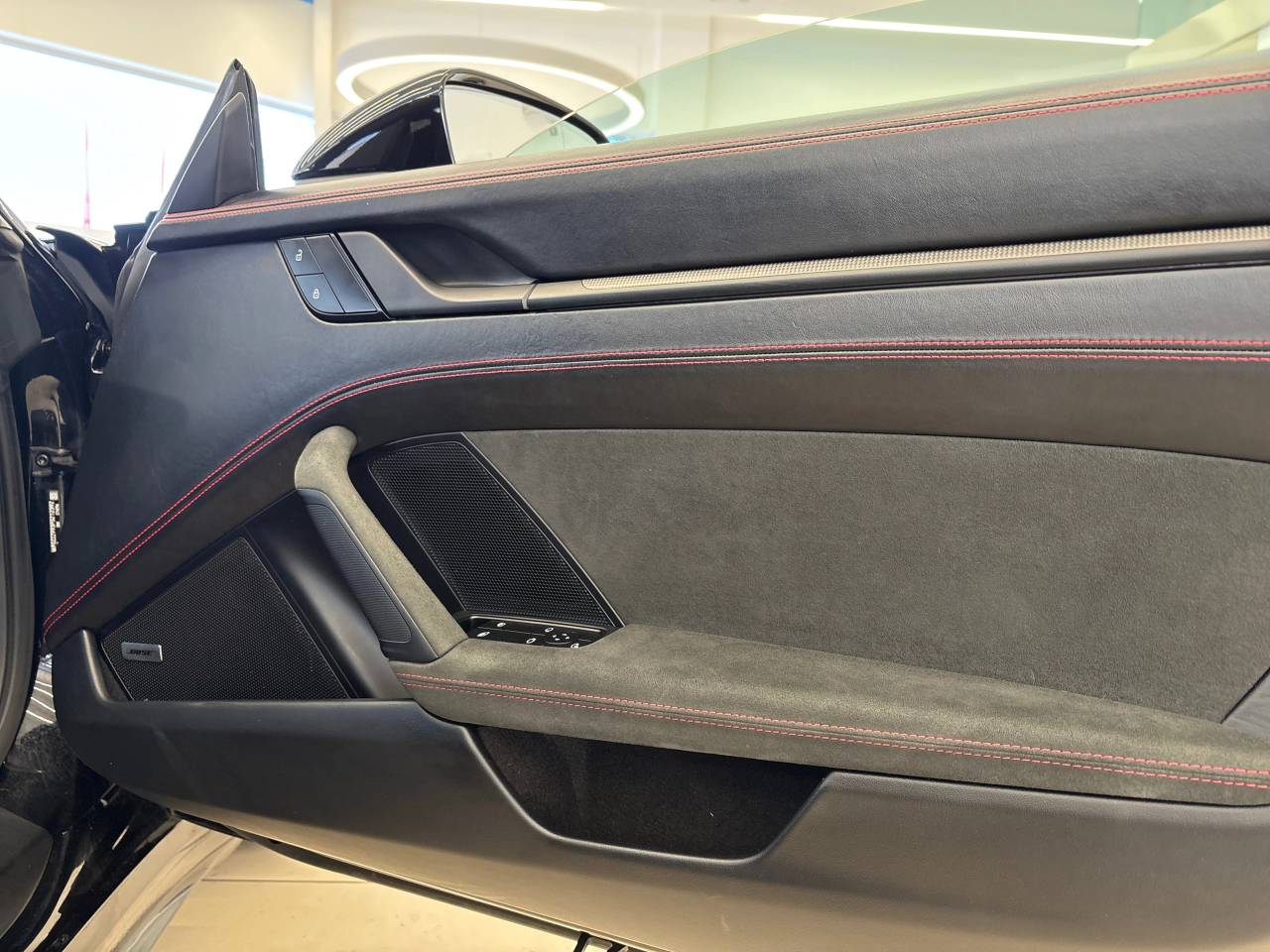 911 (992) CARRERA 4 GTS PDK (5) image 26